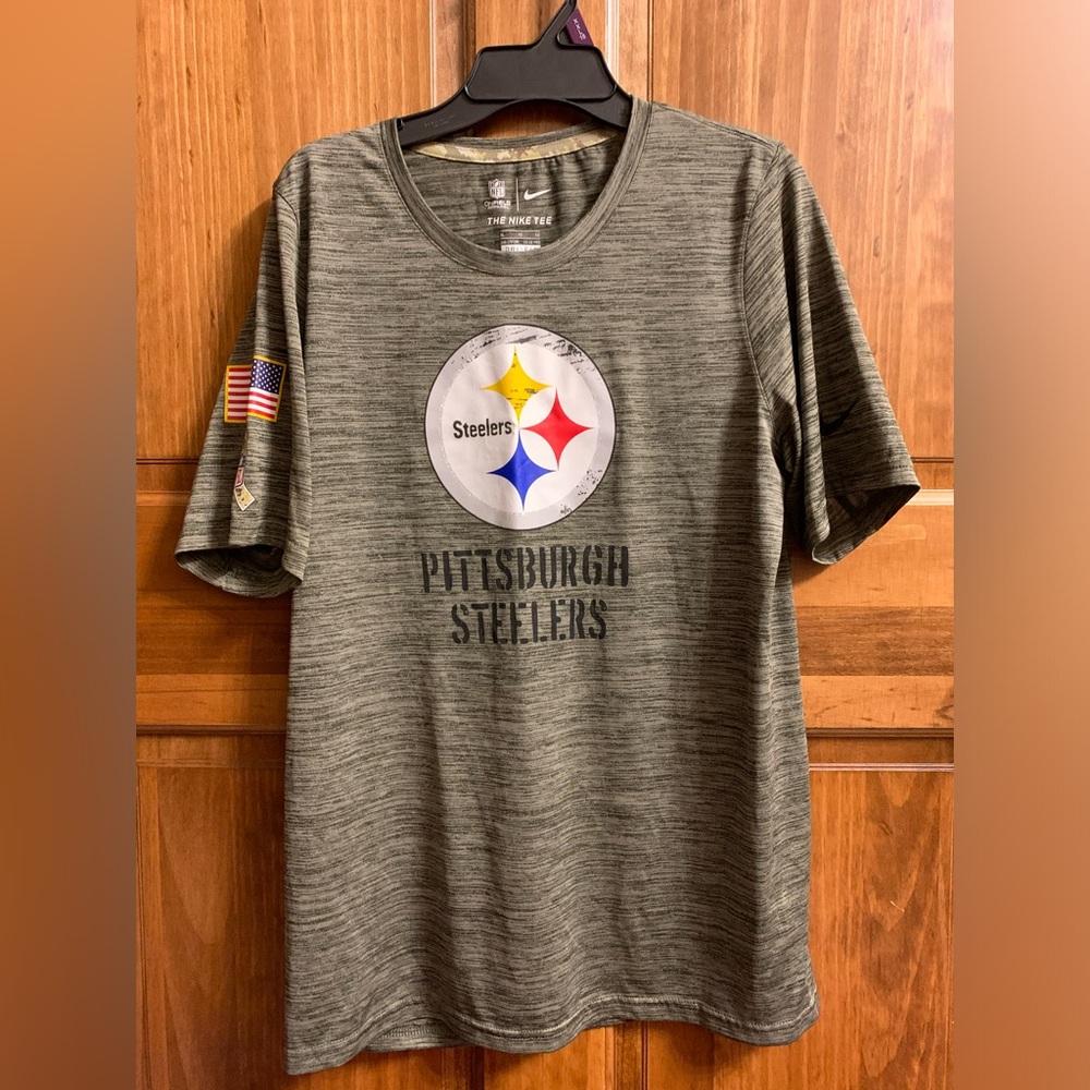 Men’s XL Nike Pittsburgh Steelers NFL performance Salute to Service T-shirt
